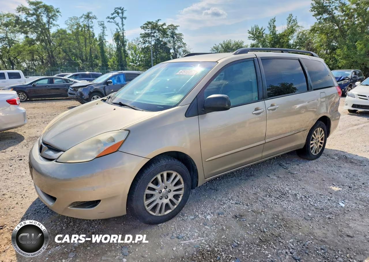 2010 Toyota Sienna Le
