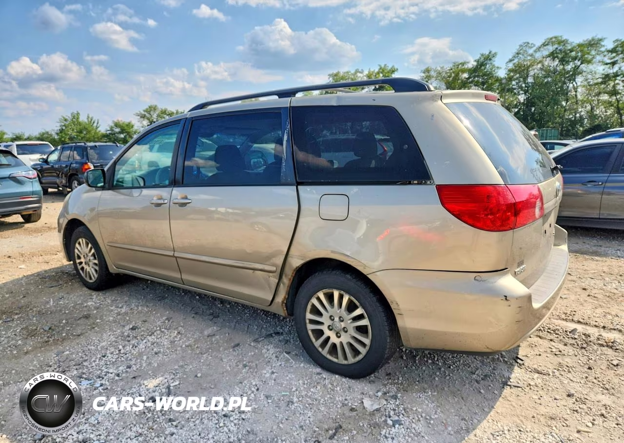 2010 Toyota Sienna Le VIN:5TDJK4CC4AS033920 - 2