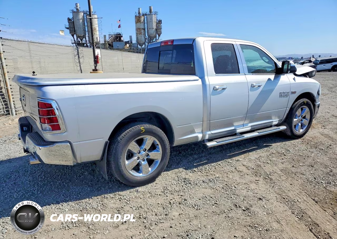 2017 Ram 1500 Slt VIN:1C6RR6GT5HS861231 - 3