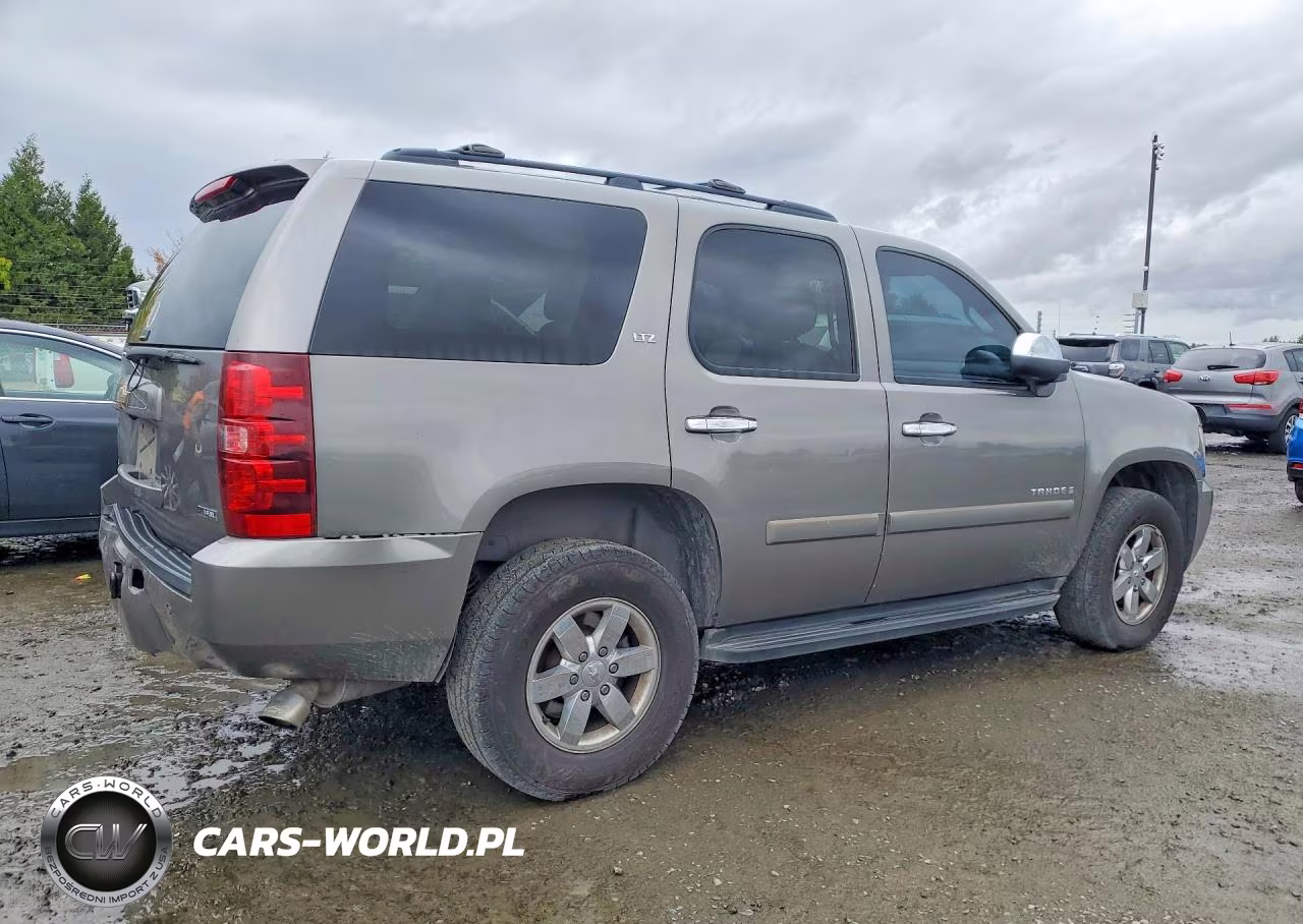 2008 Chevrolet Tahoe K1500 VIN:1GNFK13088J155835 - 3