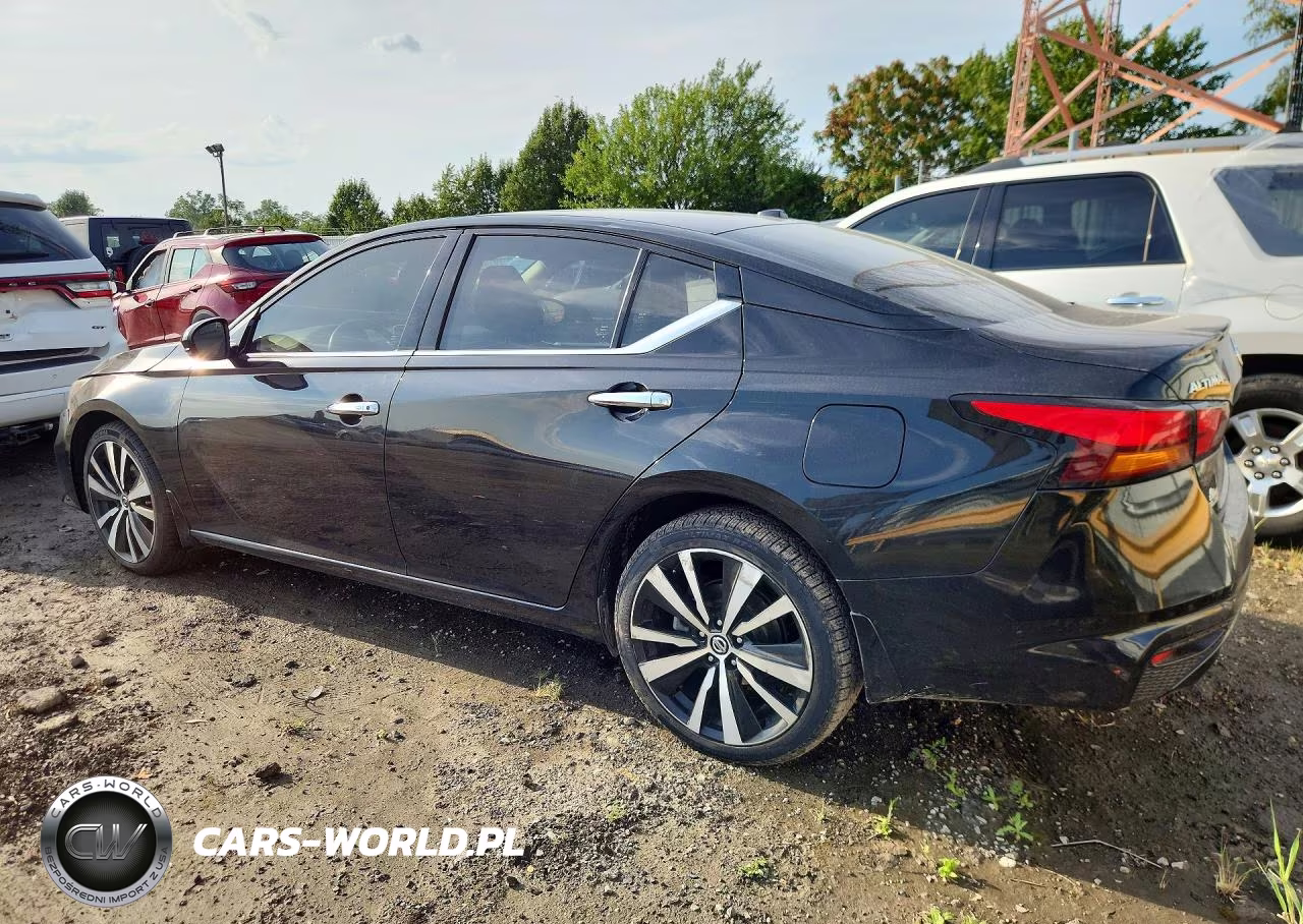 2019 Nissan Altima Platinum VIN:1N4BL4FW5KN300129 - 2