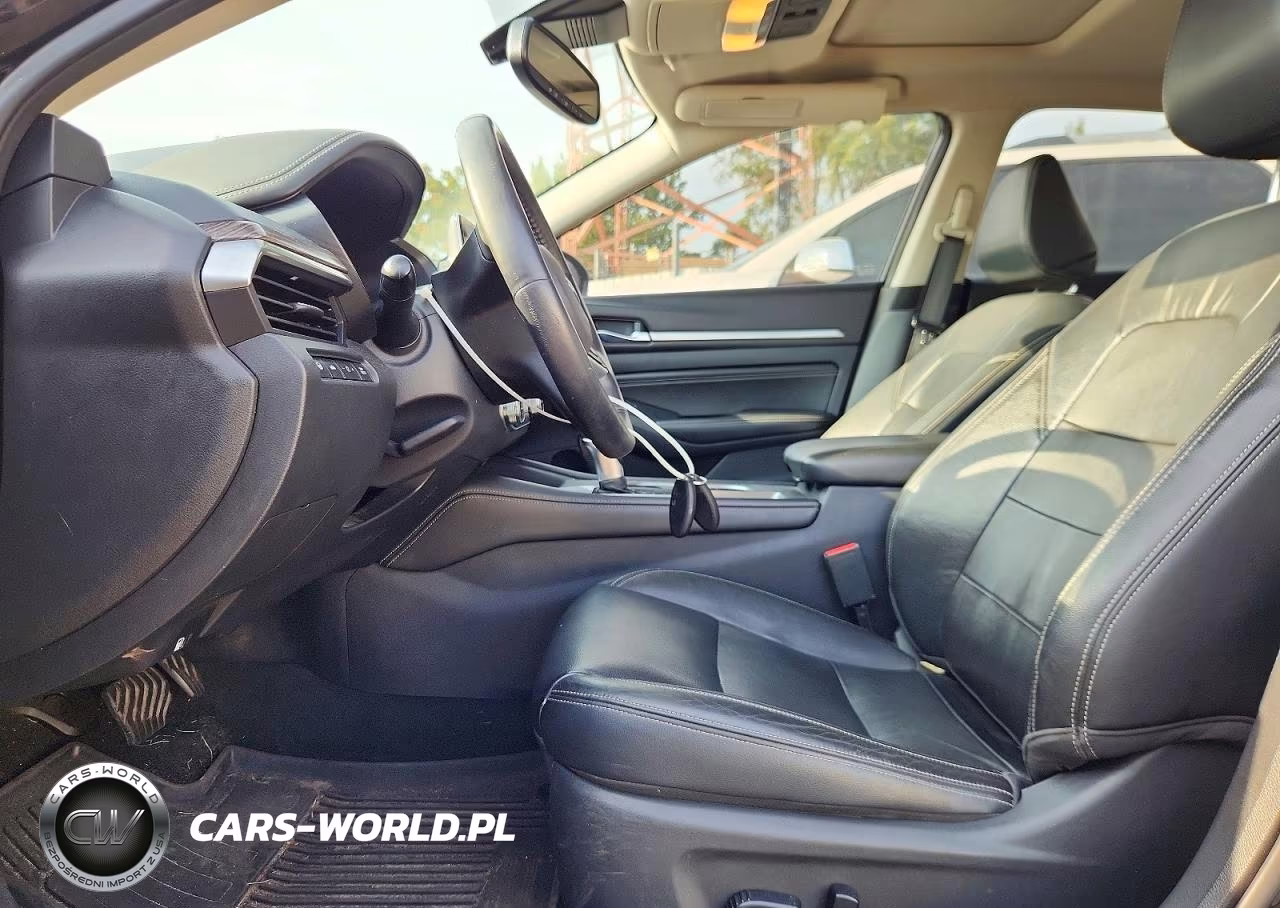 2019 Nissan Altima Platinum VIN:1N4BL4FW5KN300129 - 7
