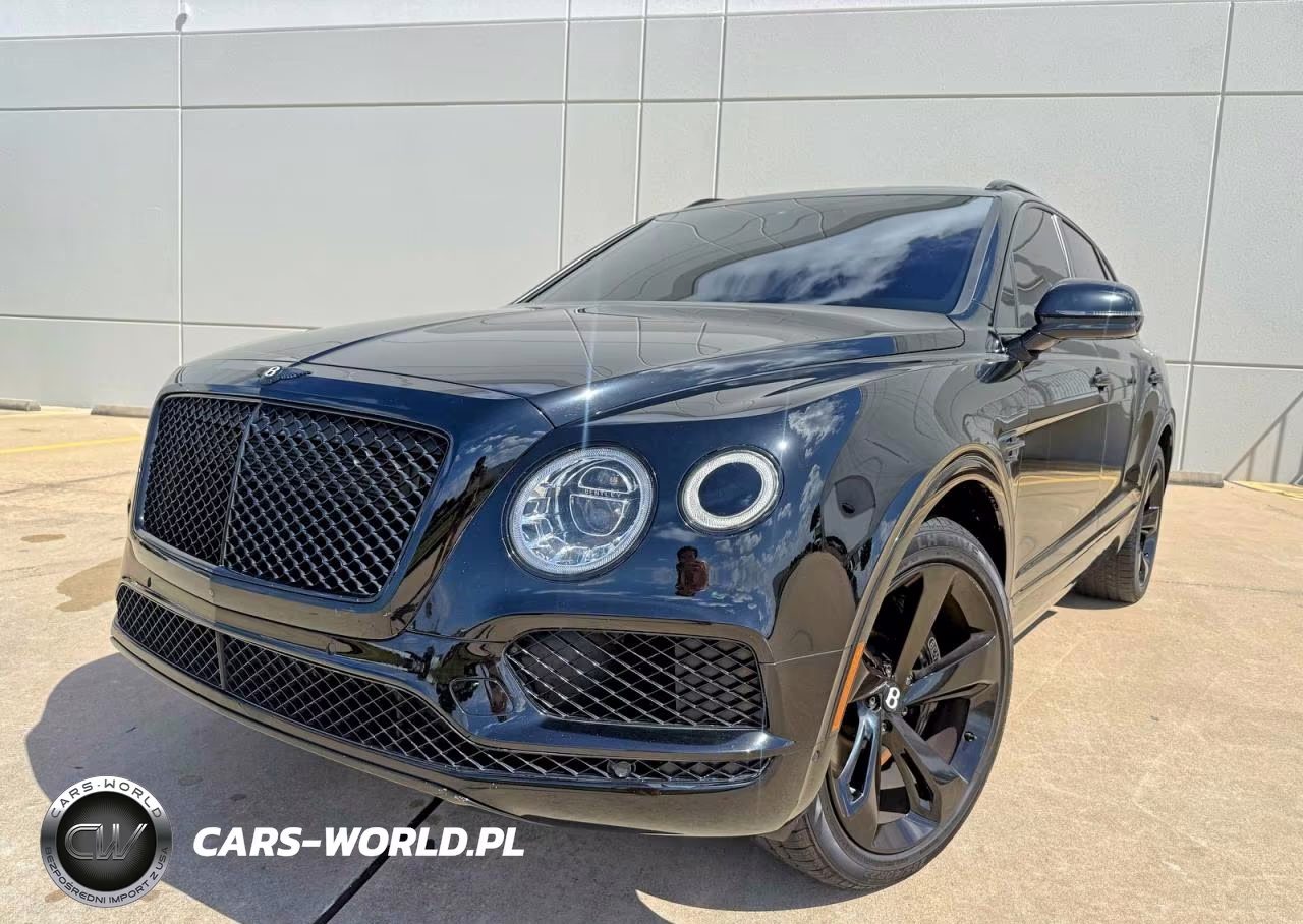 2017 Bentley Bentayga W12-W12 First Edition VIN:SJAAC2ZV8HC014584 - 2