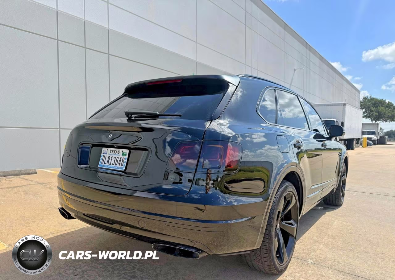2017 Bentley Bentayga W12-W12 First Edition VIN:SJAAC2ZV8HC014584 - 4