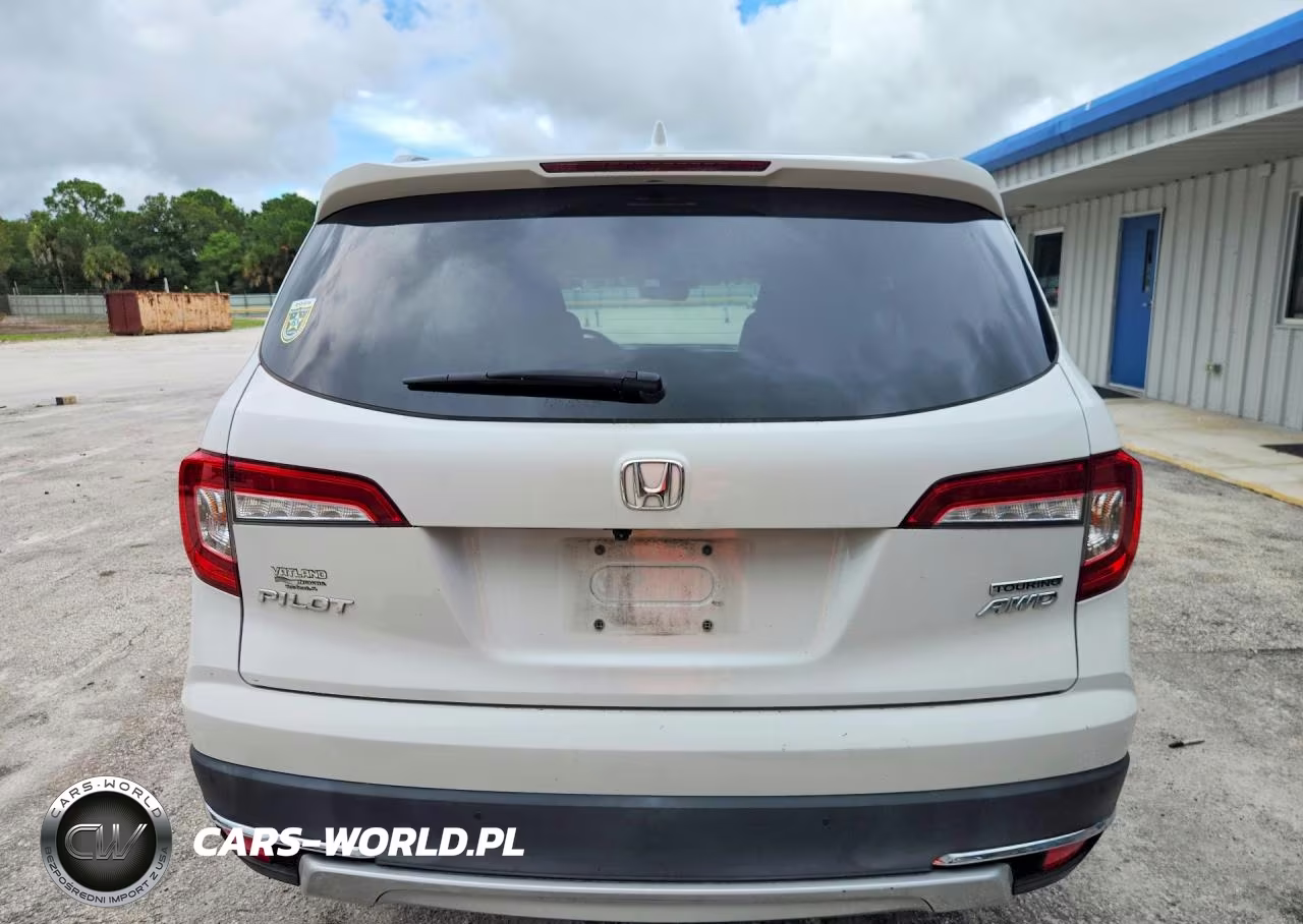 2022 Honda Pilot Touring VIN:5FNYF6H61NB045566 - 6