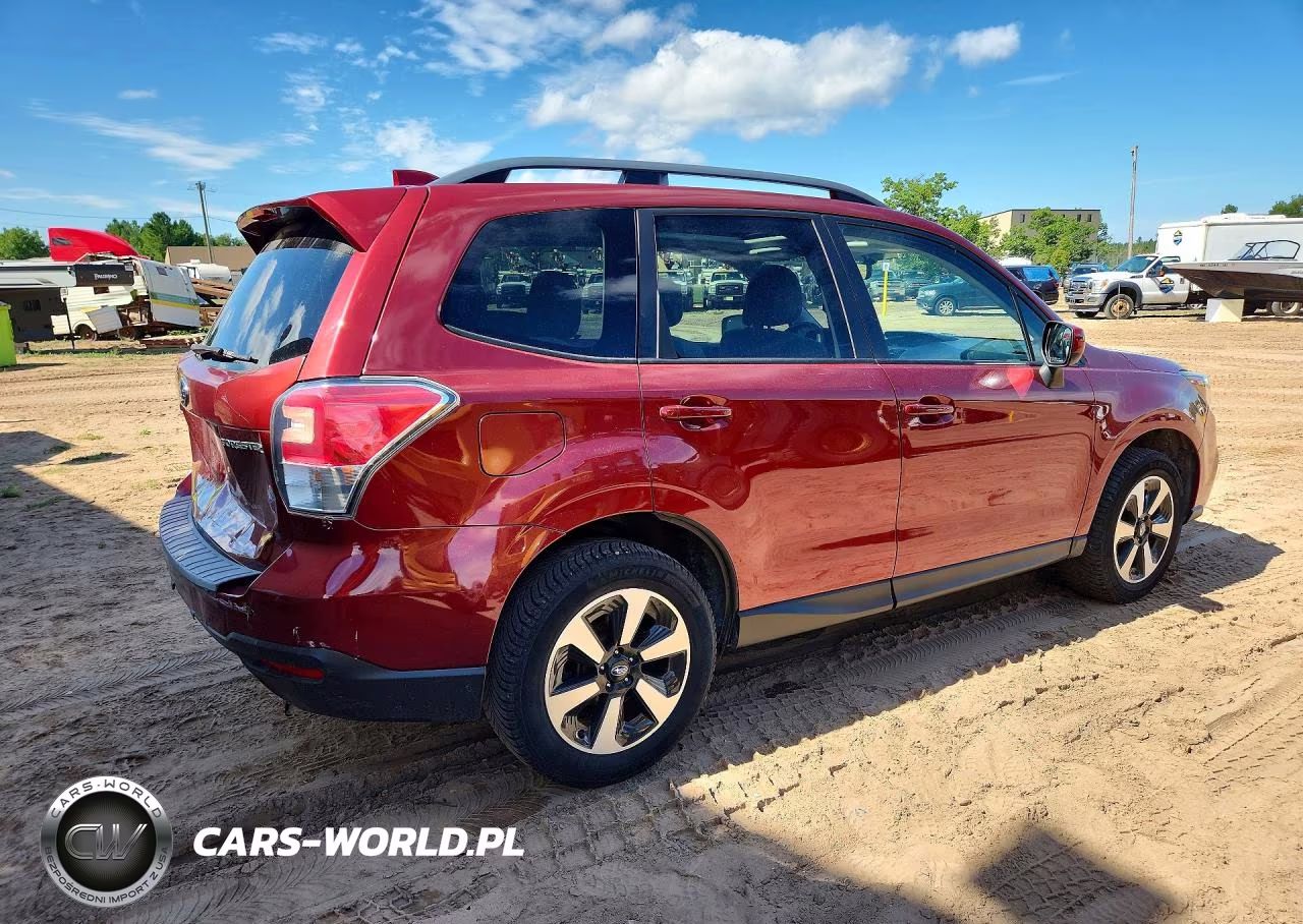 2018 Subaru Forester 2.5I Premium VIN:JF2SJAEC4JH401523 - 3