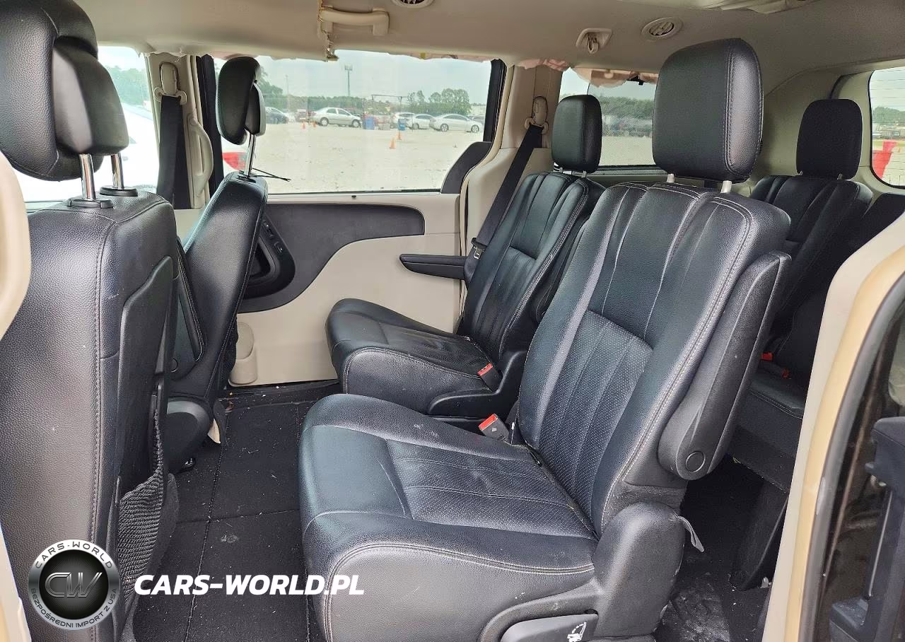 2014 Chrysler Town & Country Touring L VIN:2C4RC1CG9ER259421 - 11