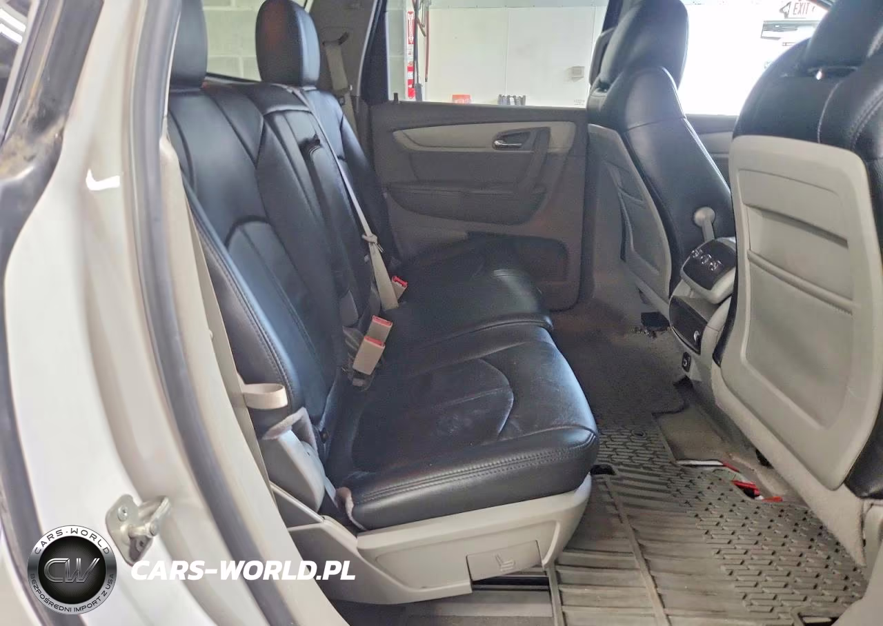 2016 Chevrolet Traverse Ls VIN:1GNKVFED8GJ347192 - 11