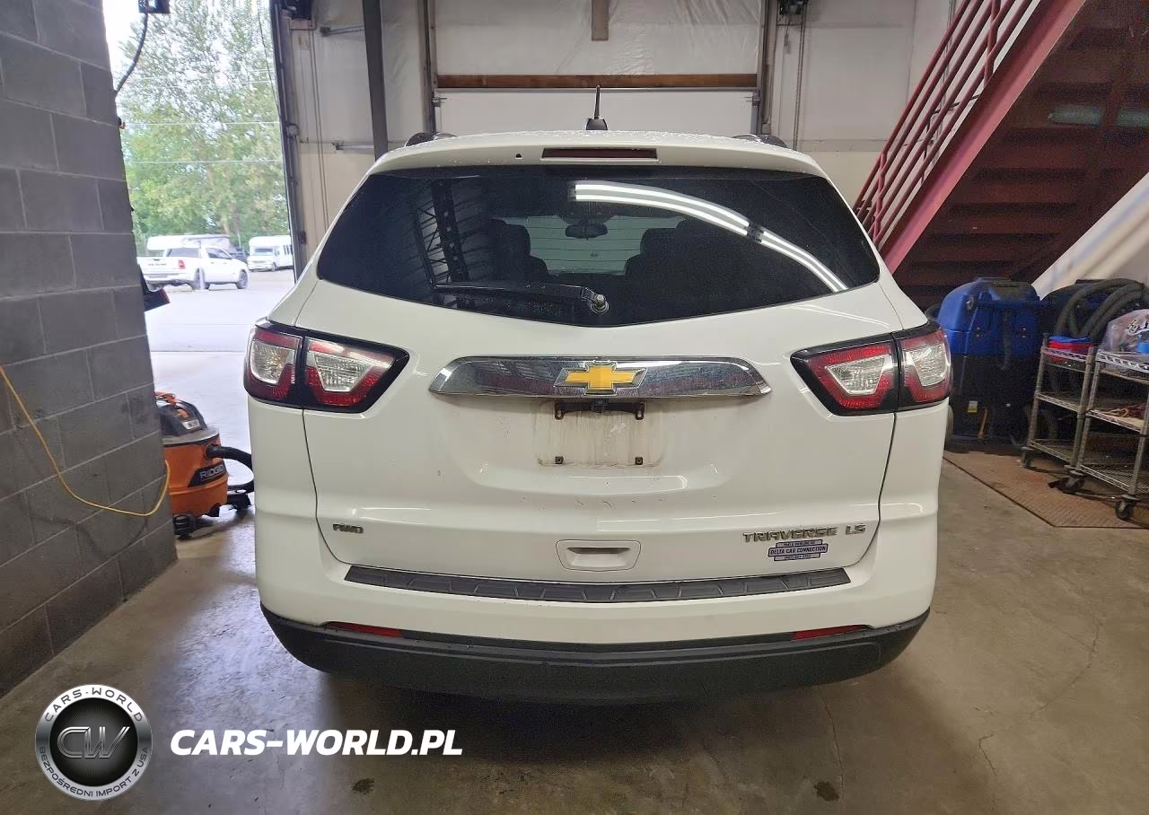 2016 Chevrolet Traverse Ls VIN:1GNKVFED8GJ347192 - 6