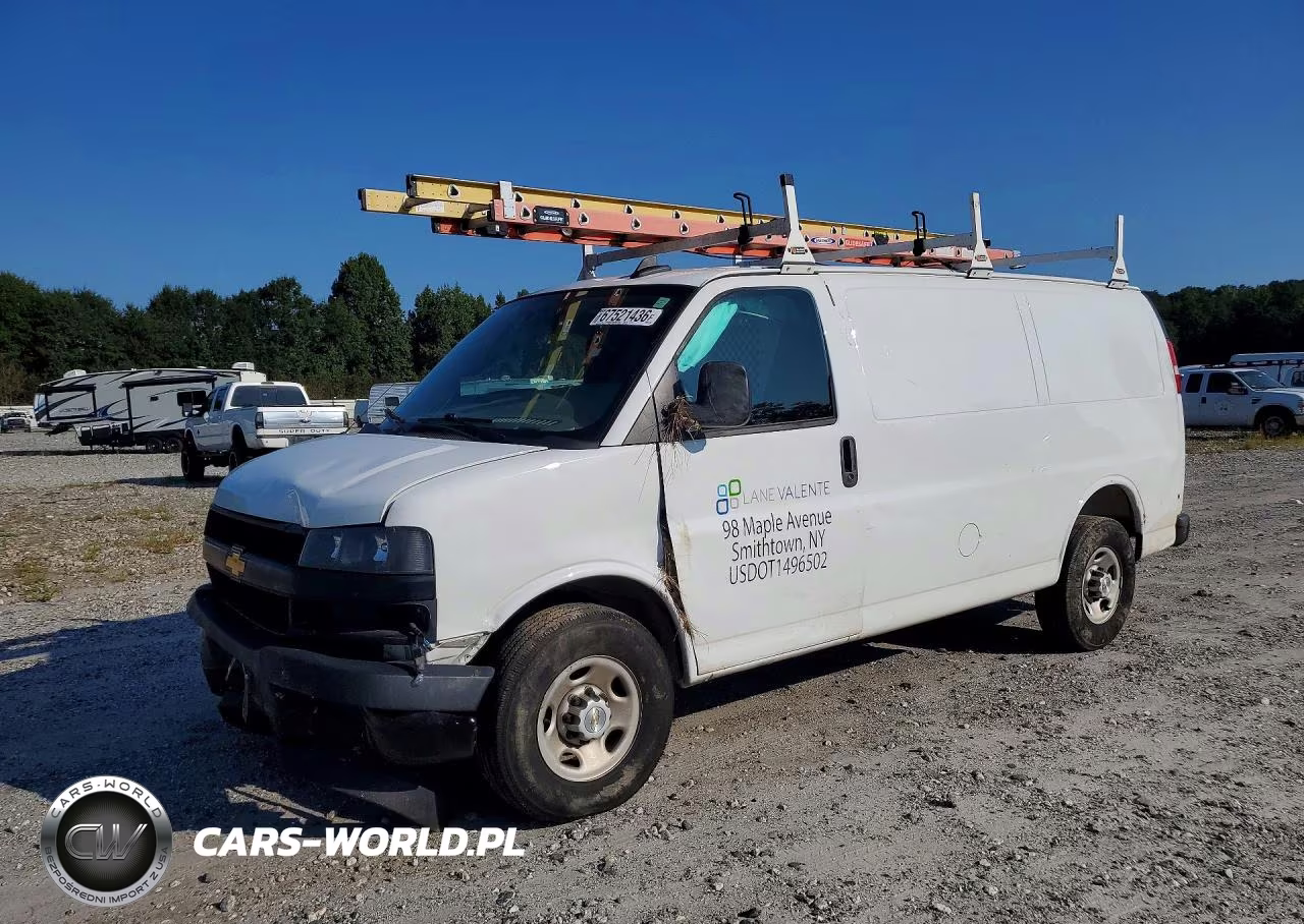 2025 Chevrolet Express G2500 VIN:1GCWGAFP1S1109192 - 1