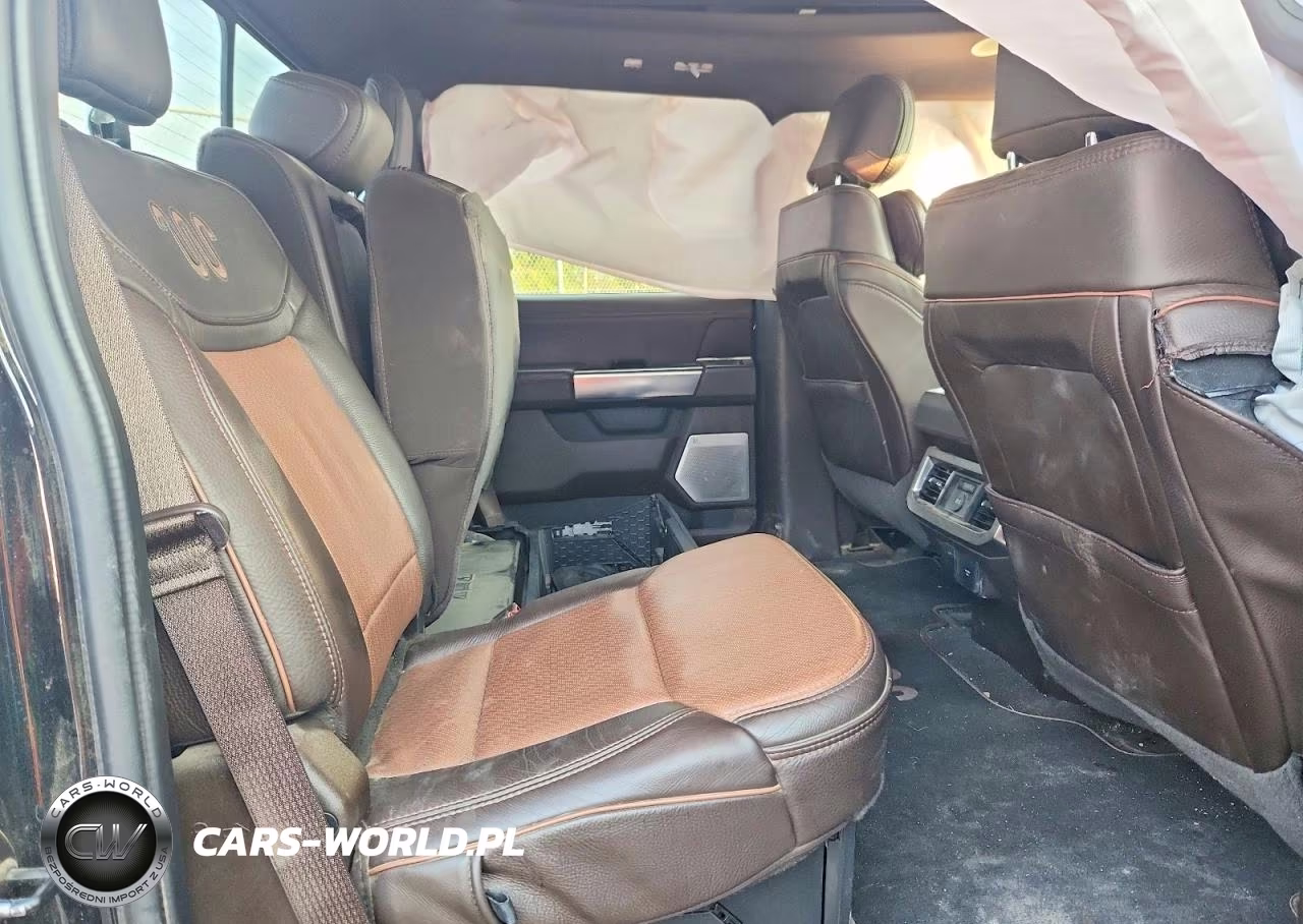 2023 Ford F450 Super Duty VIN:1FT8W4DM6PED62935 - 11