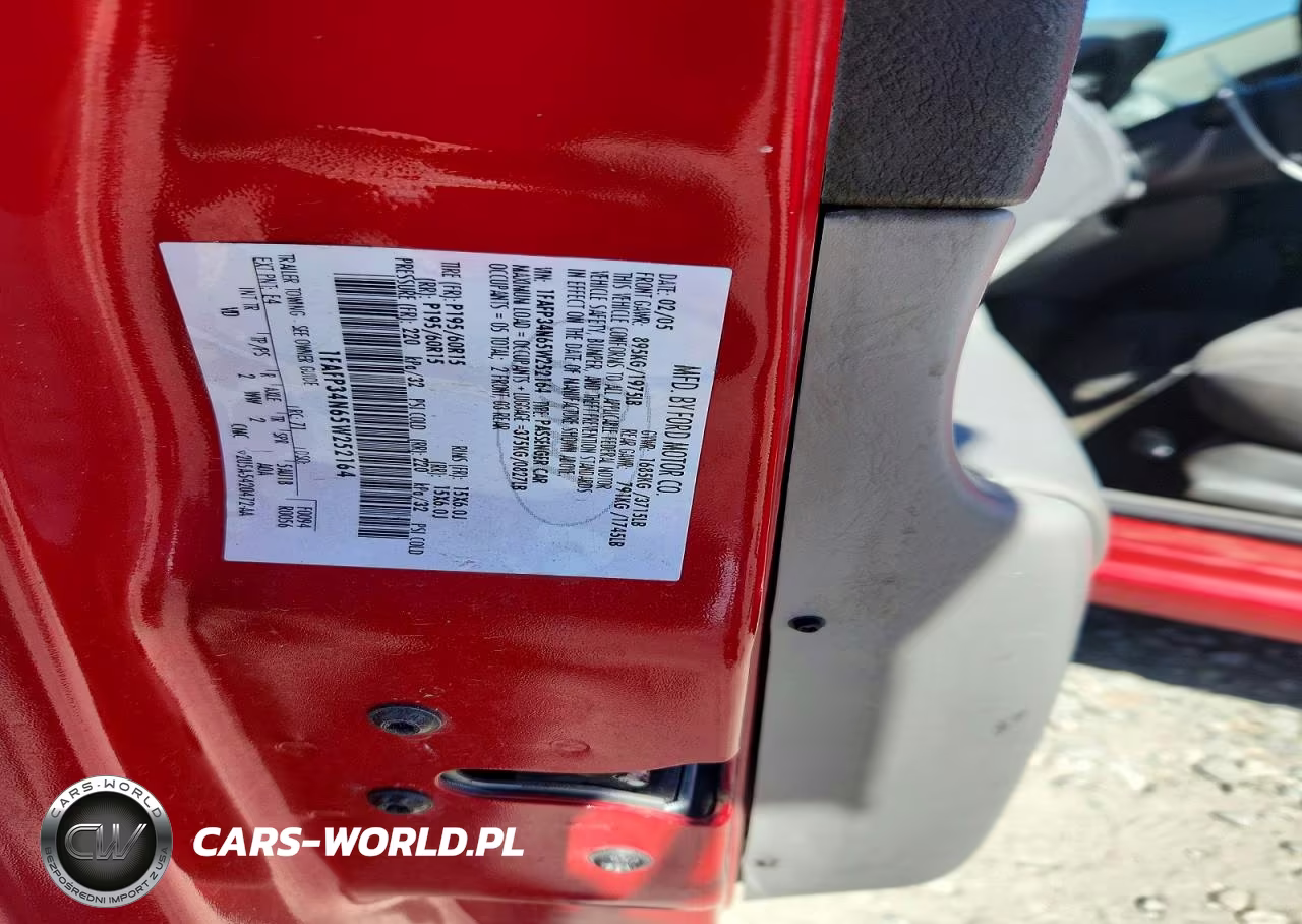 2005 Ford Focus Zx3 VIN:1FAFP34N65W252164 - 12