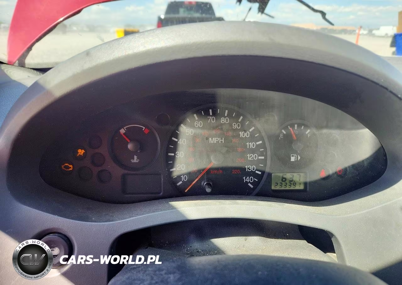 2005 Ford Focus Zx3 VIN:1FAFP34N65W252164 - 9