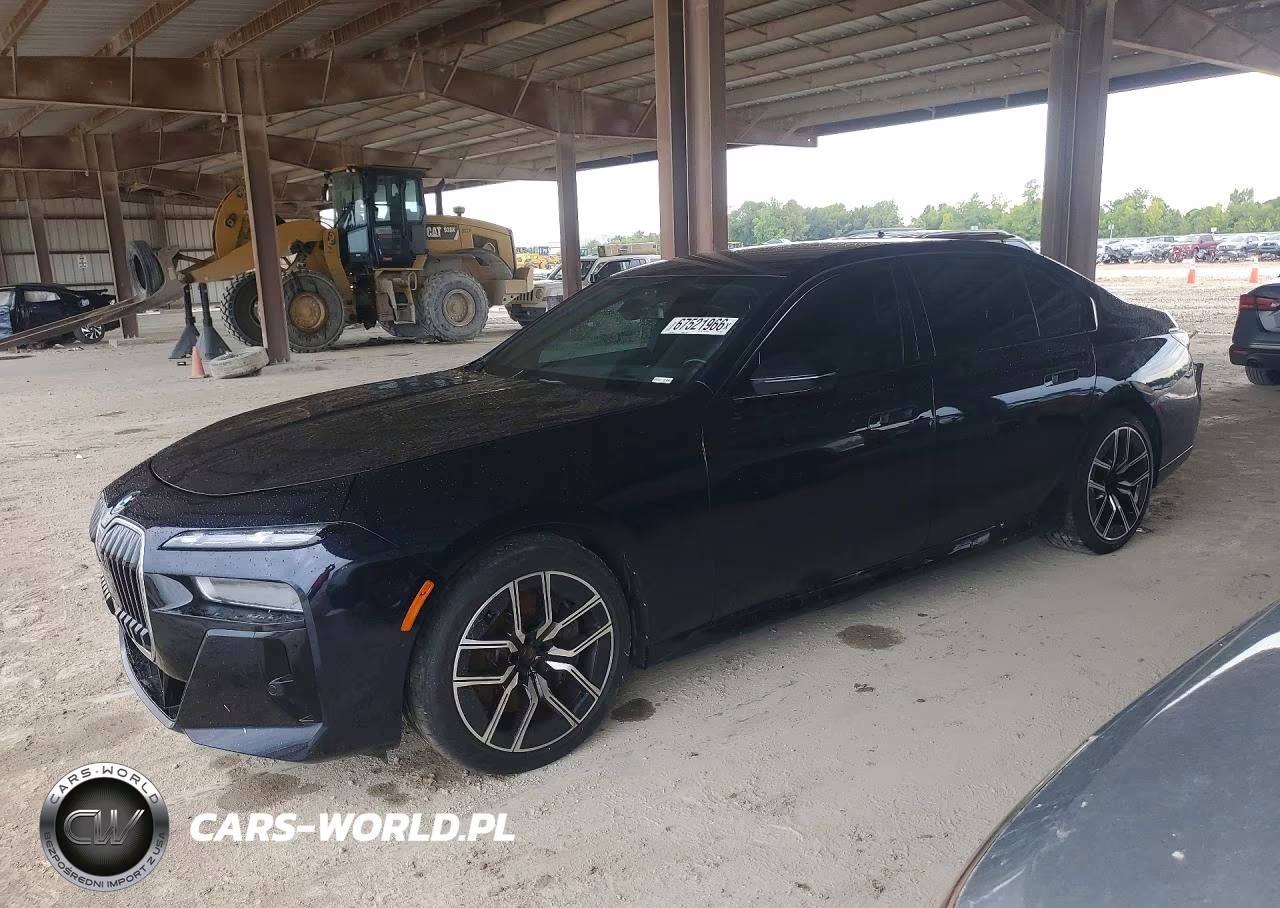 2023 BMW 760 I xDrive – zdjęcie 1 z 12