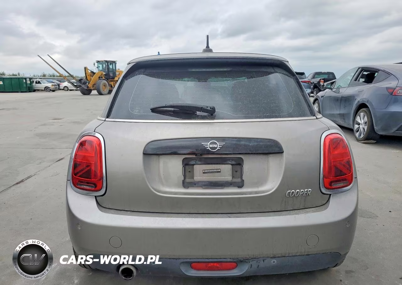 2020 Mini Cooper VIN:WMWXU7C09L2M10468 - 6