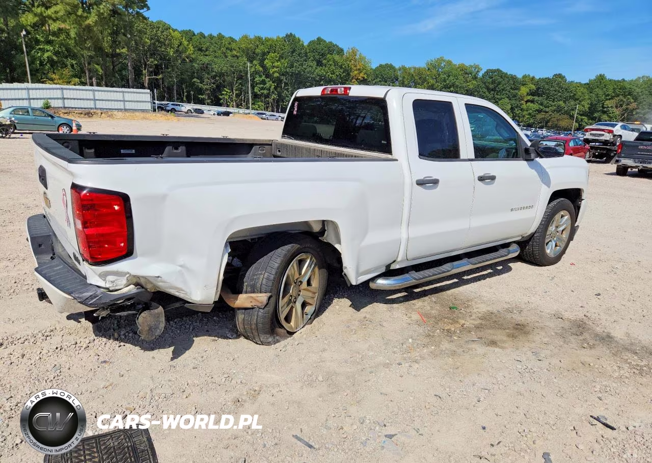 2016 Chevrolet Silverado C1500 Custom VIN:1GCRCPEH2GZ323848 - 3