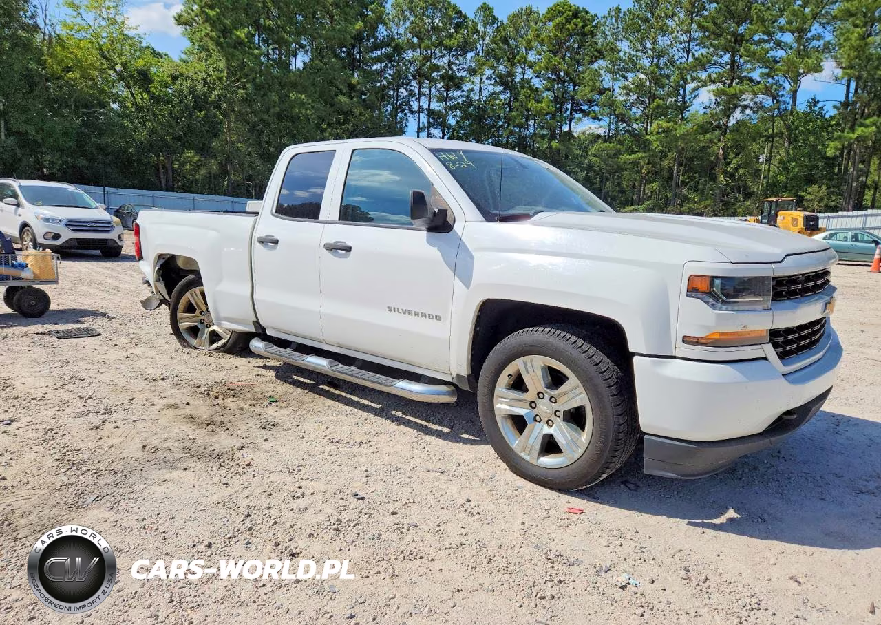 2016 Chevrolet Silverado C1500 Custom VIN:1GCRCPEH2GZ323848 - 4