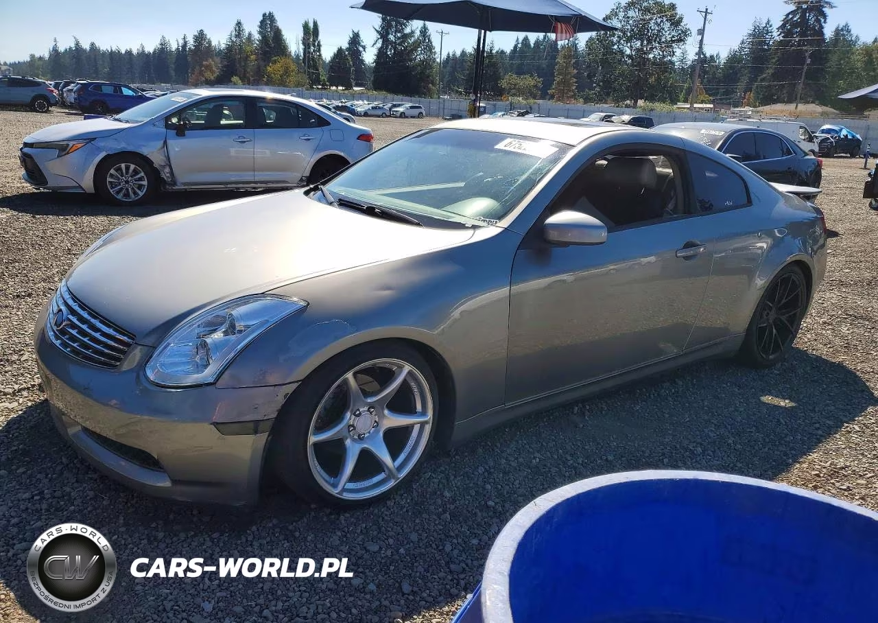 2003 Infiniti G35 Base