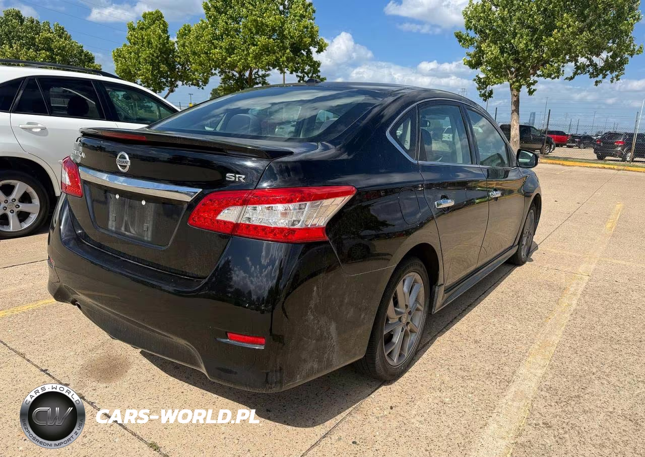 2015 Nissan Sentra Sr VIN:3N1AB7AP5FY354763 - 4