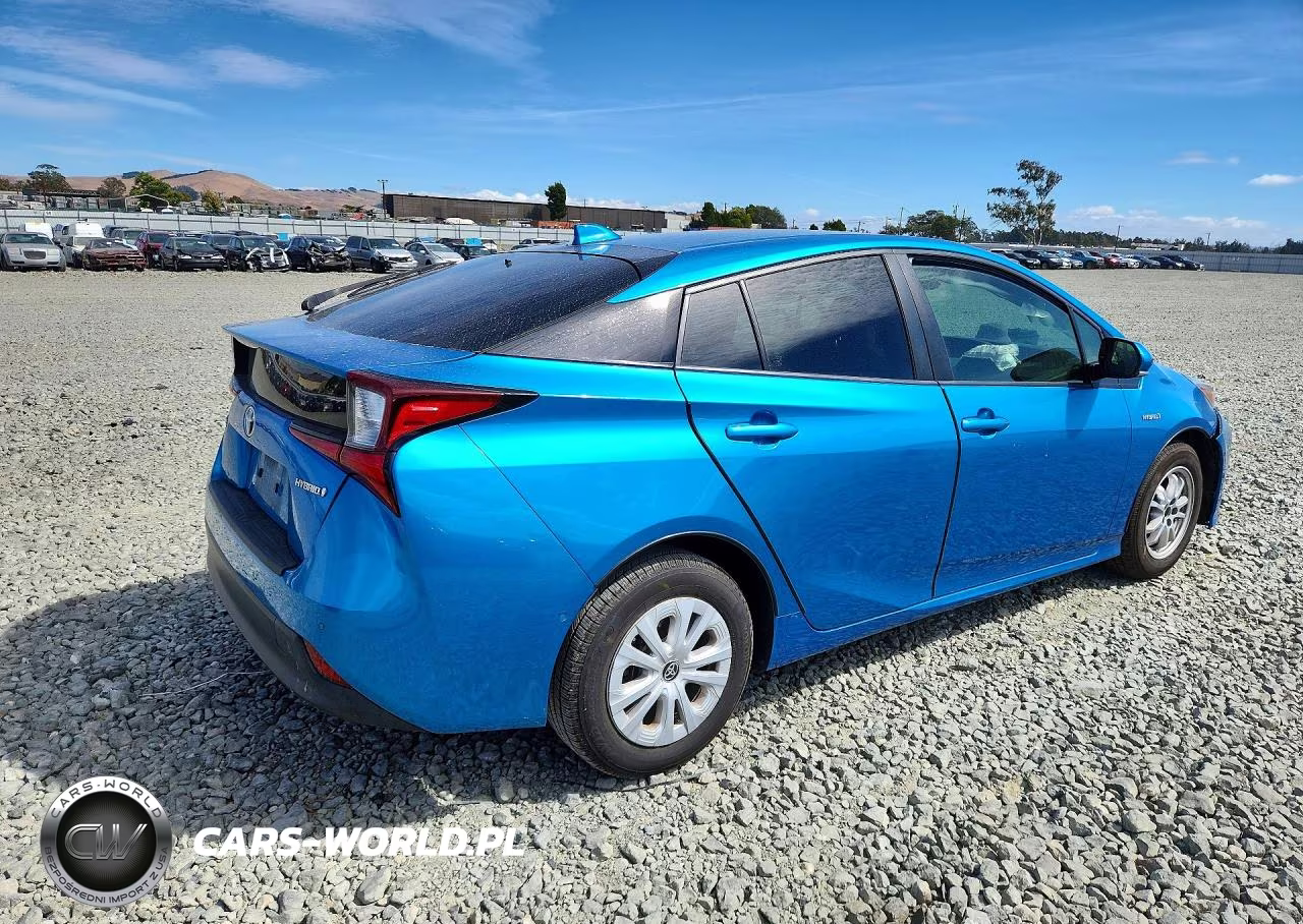 2020 Toyota Prius Le VIN:JTDKARFU2L3114069 - 3