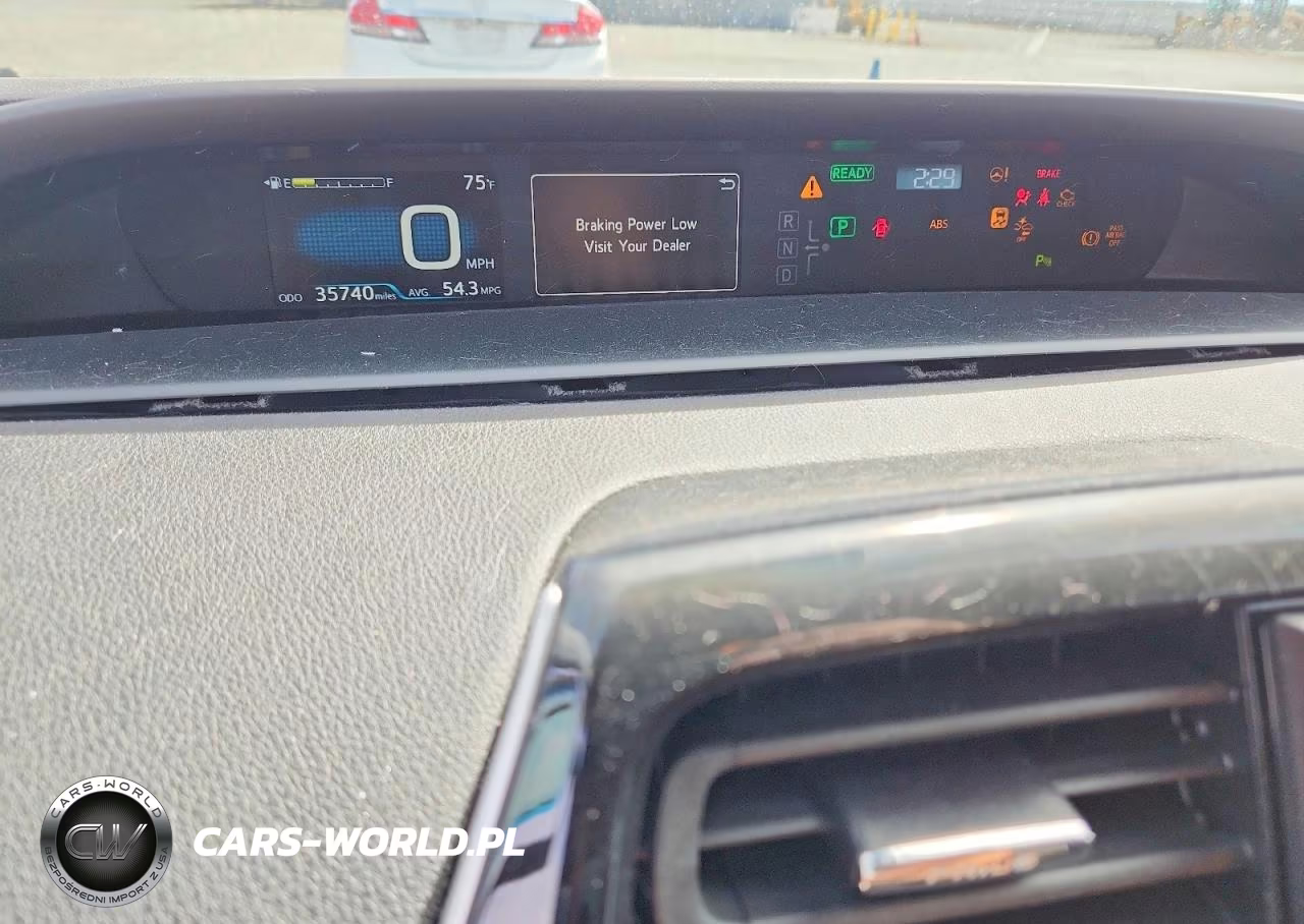 2020 Toyota Prius Le VIN:JTDKARFU2L3114069 - 9