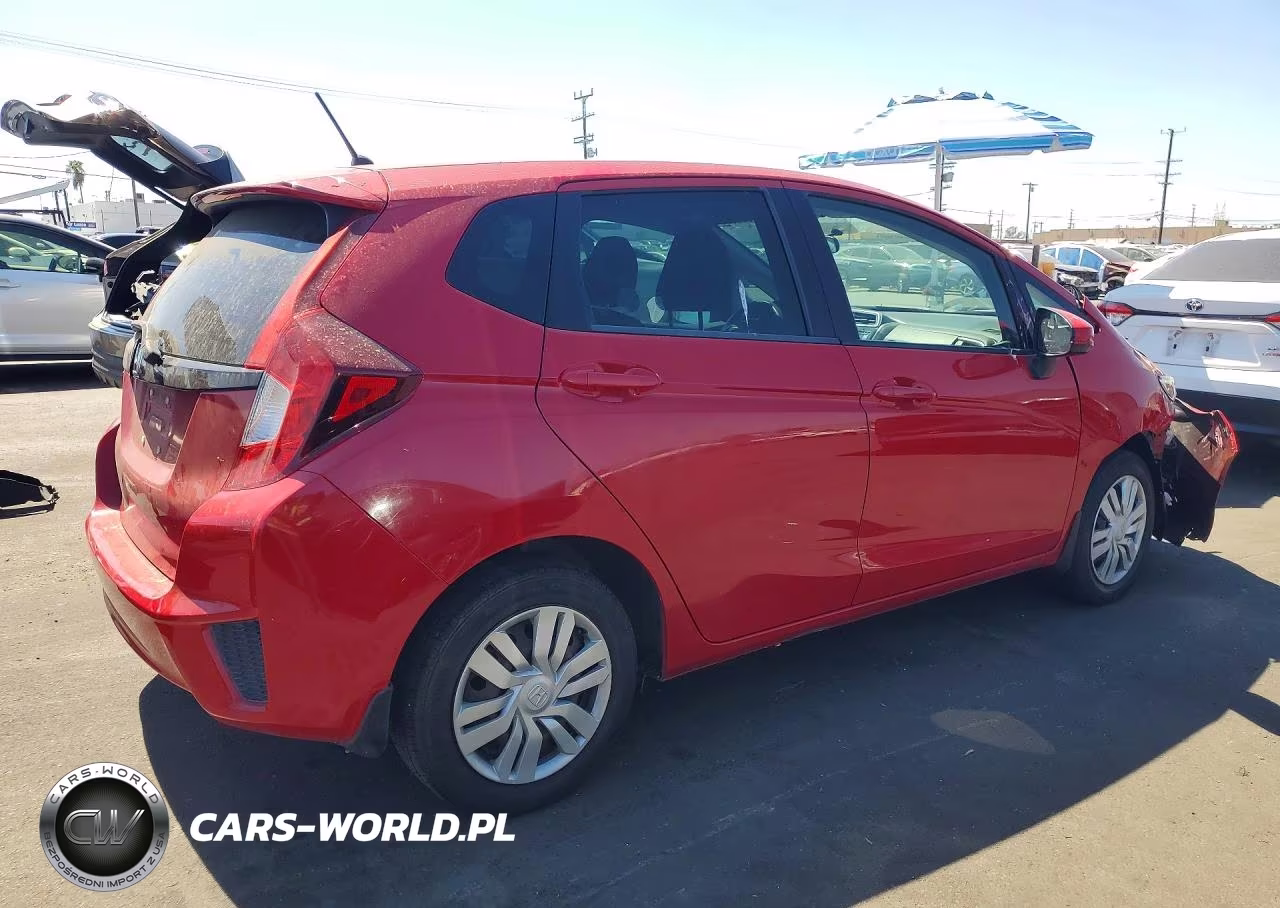 2015 Honda Fit Lx VIN:3HGGK5H53FM744608 - 3