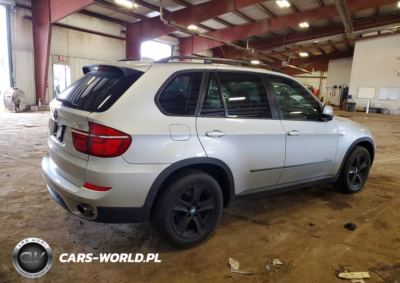 2012 BMW X5 xDrive35D VIN:5UXZW0C5XCL665406 - 3