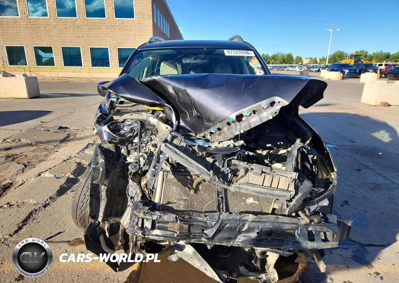 2018 Subaru Forester 2.5I Premium VIN:JF2SJAECXJH561129 - 5