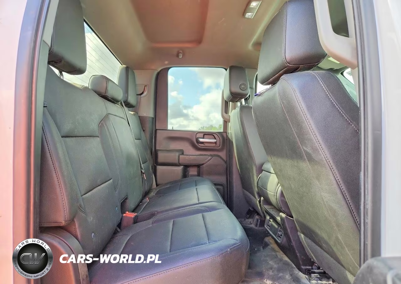 2023 Chevrolet Silverado K2500 Heavy Duty VIN:1GC2YLE76PF213129 - 10
