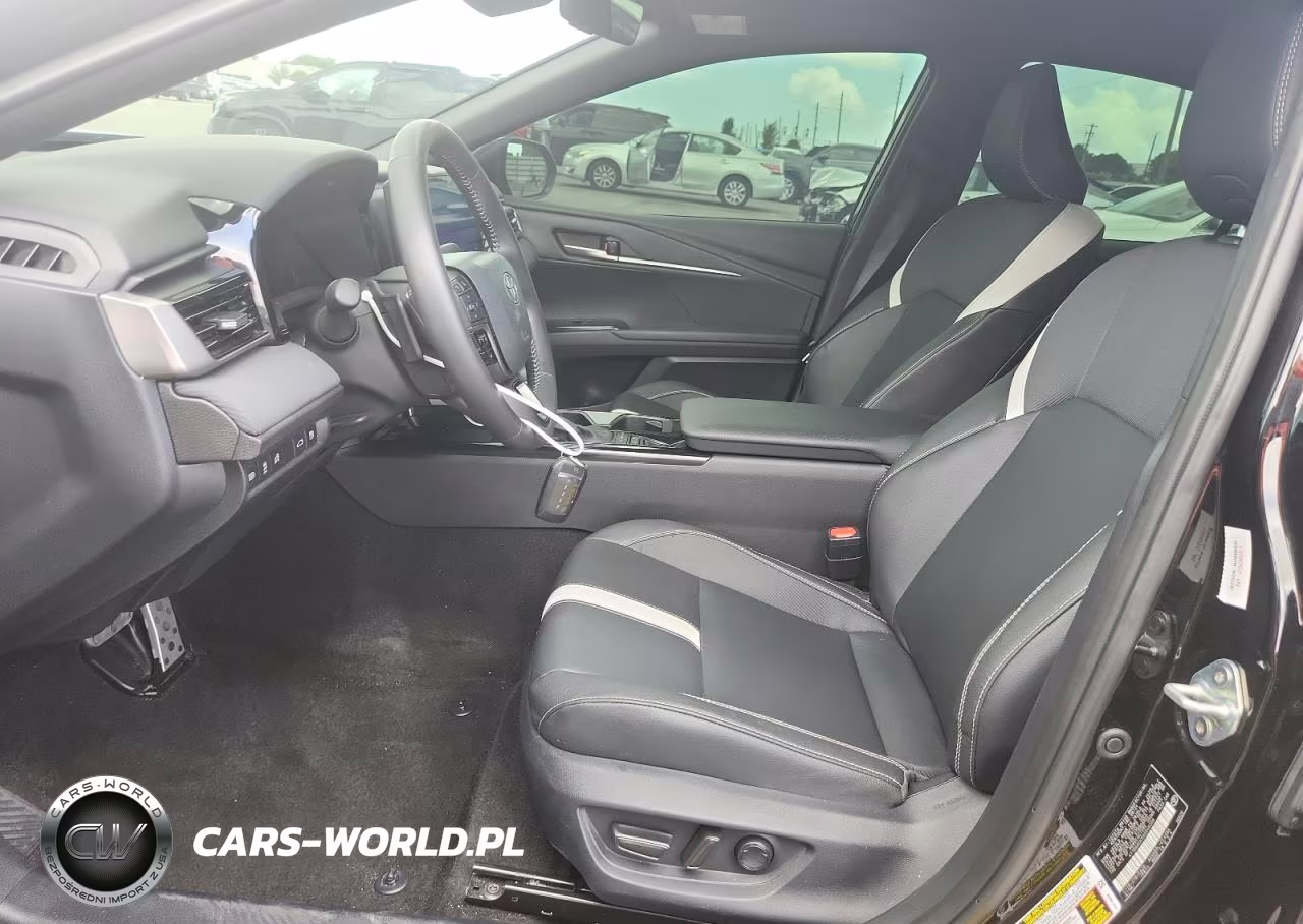 2025 Toyota Camry Xse VIN:4T1DAACK9SU046306 - 7