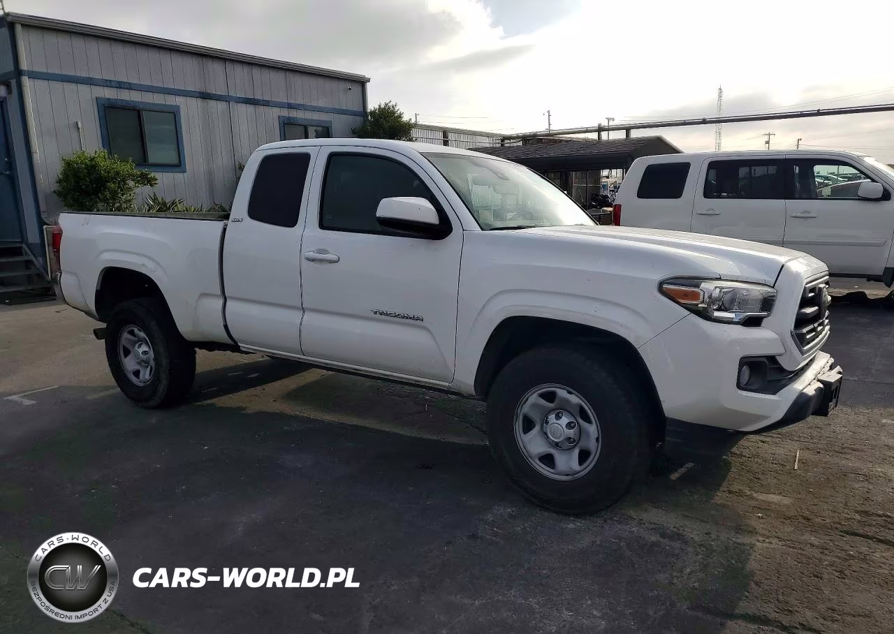 2018 Toyota Tacoma Sr5 VIN:5TFRX5GN8JX122986 - 4