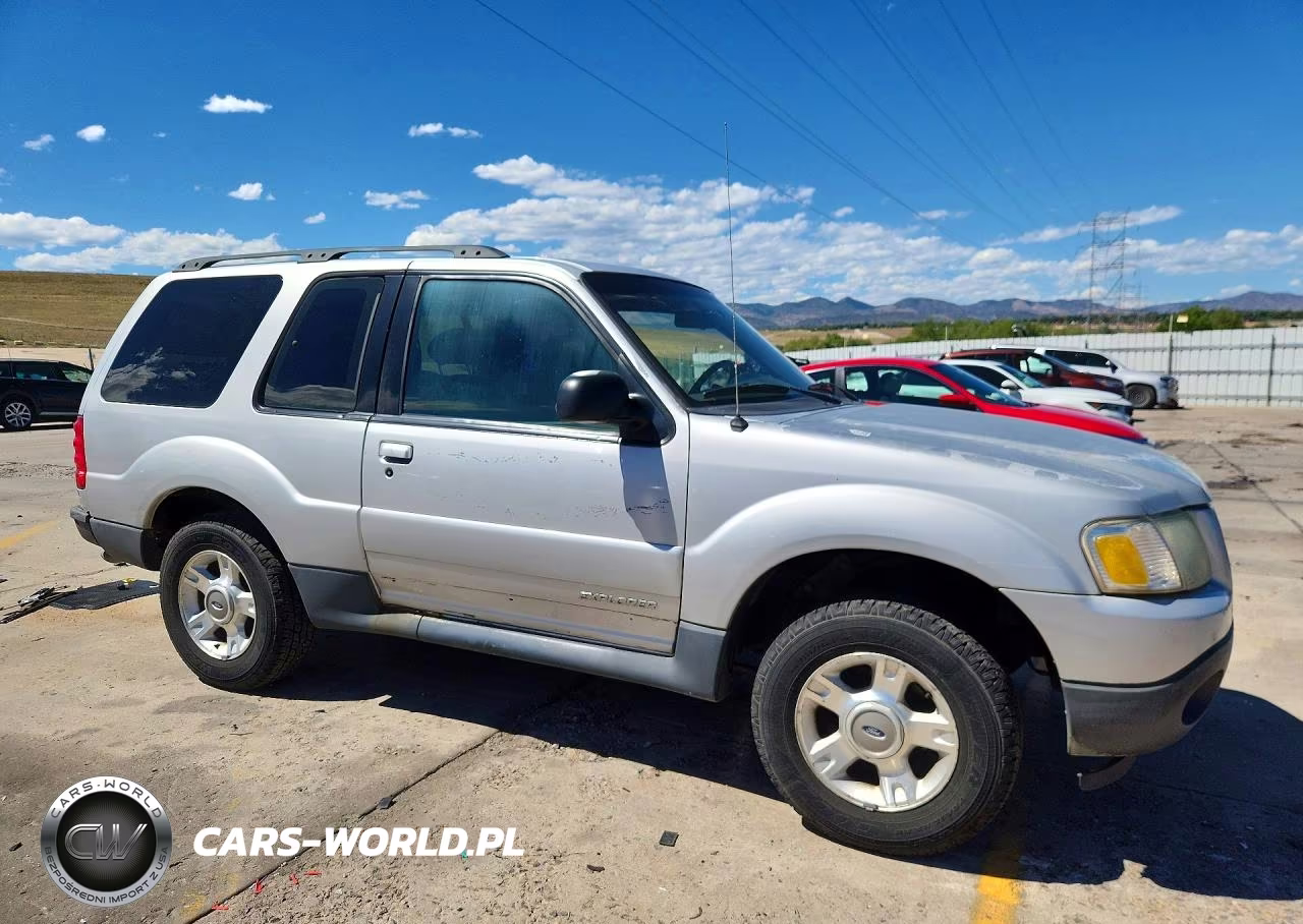 2002 Ford Explorer Sport VIN:1FMYU60E42UB42705 - 4