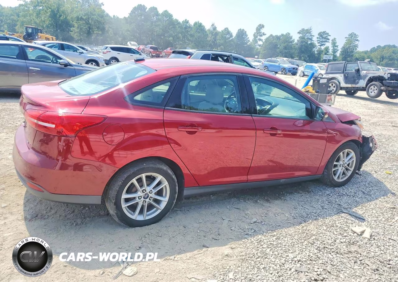 2017 Ford Focus Se VIN:1FADP3F21HL209013 - 3