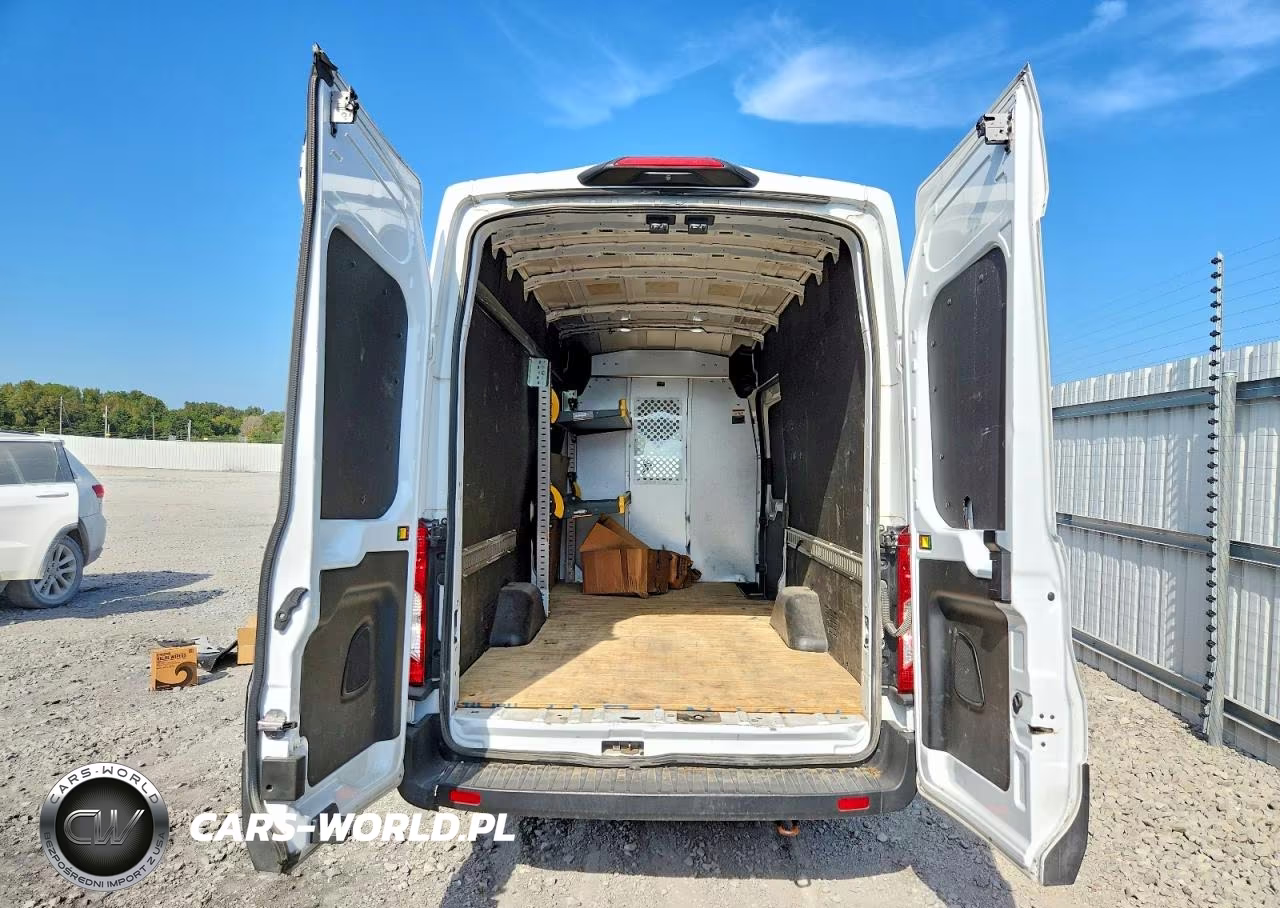 2022 Ford Transit 250 Delivery Van VIN:1FTBR3X8XNKA67020 - 10
