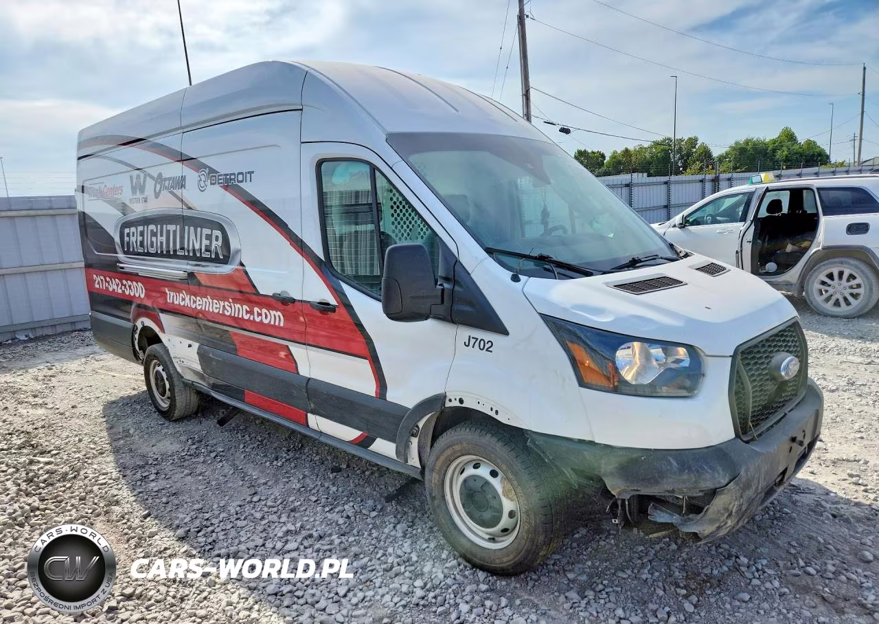 2022 Ford Transit 250 Delivery Van VIN:1FTBR3X8XNKA67020 - 4