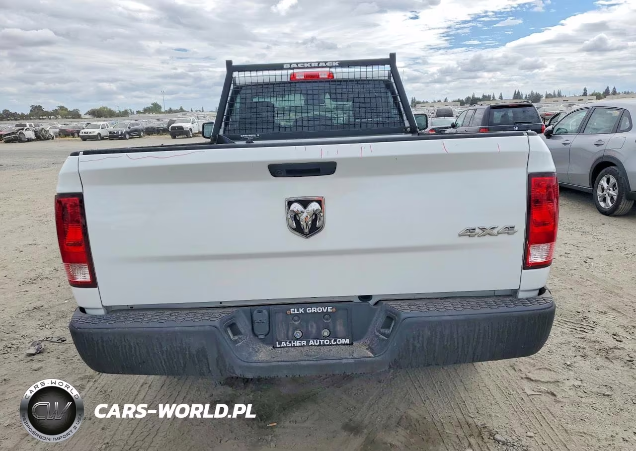 2023 Ram 1500 Classic Tradesman VIN:3C6JR7DG3PG594980 - 6