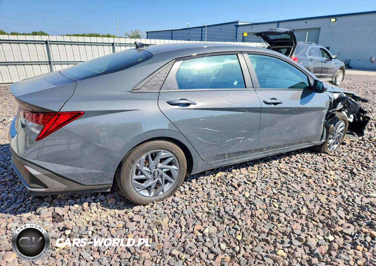 2026 Hyundai Elantra Hybrid Blue VIN:KMHLM4DJ7TU212317 - 3