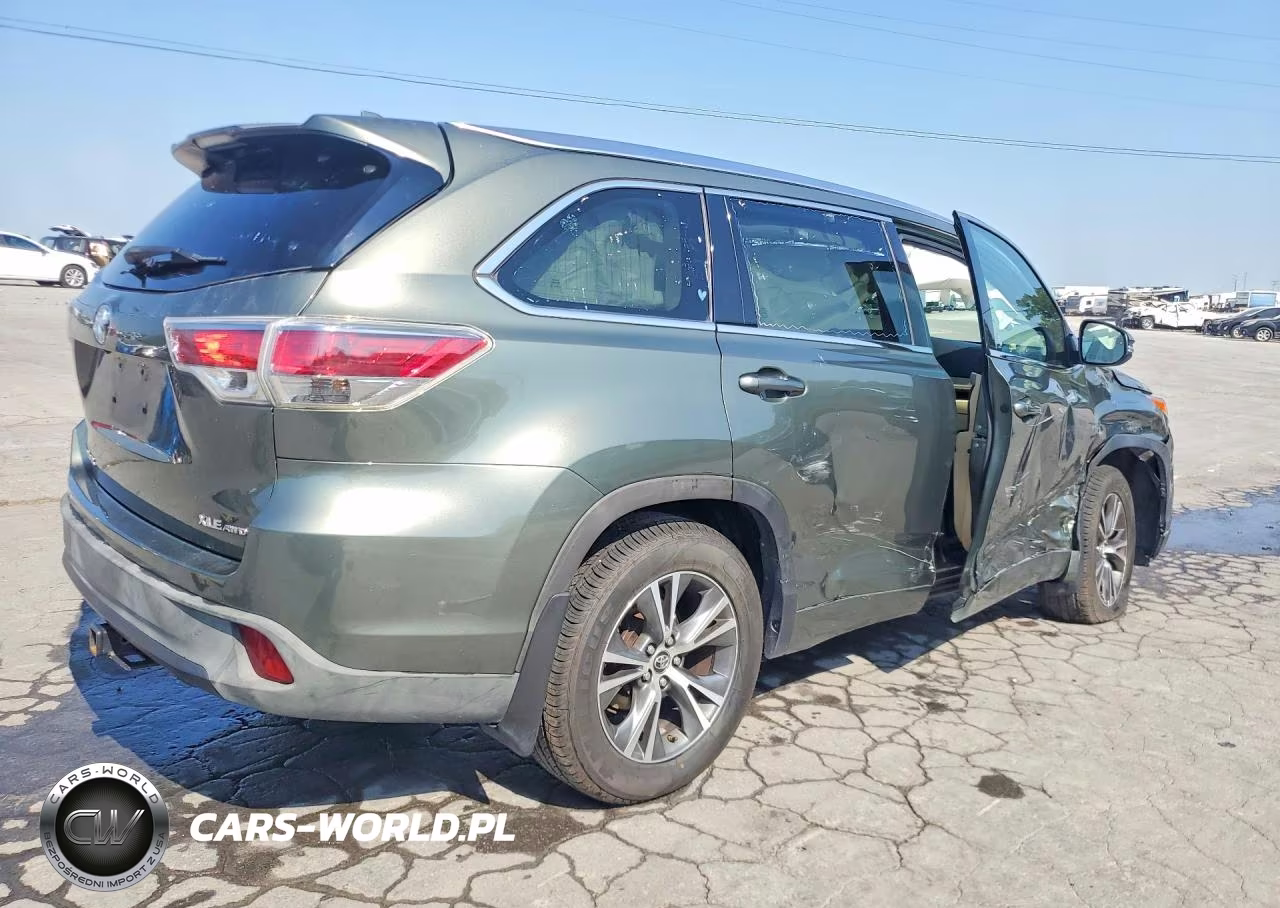 2016 Toyota Highlander Xle VIN:5TDJKRFH9GS300451 - 3