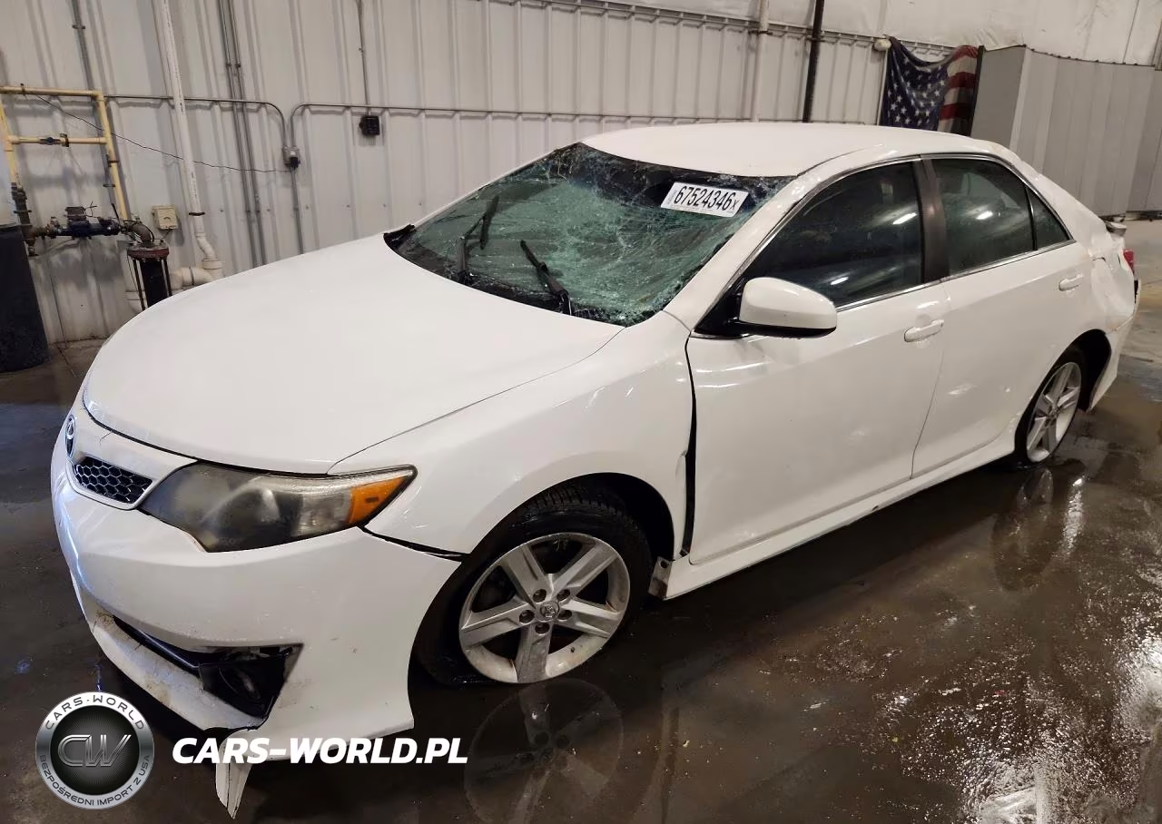 2014 Toyota Camry Se – zdjęcie 1 z 12