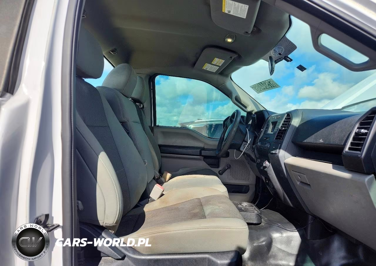 2018 Ford F150 VIN:1FTMF1CP5JKD23366 - 10