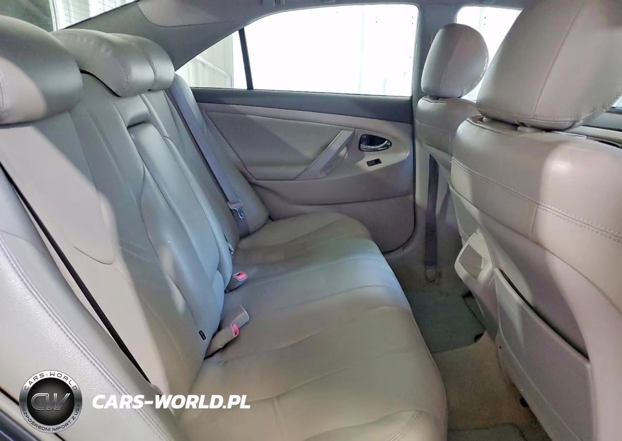 2009 Toyota Camry Le VIN:4T1BE46KX9U388799 - 10