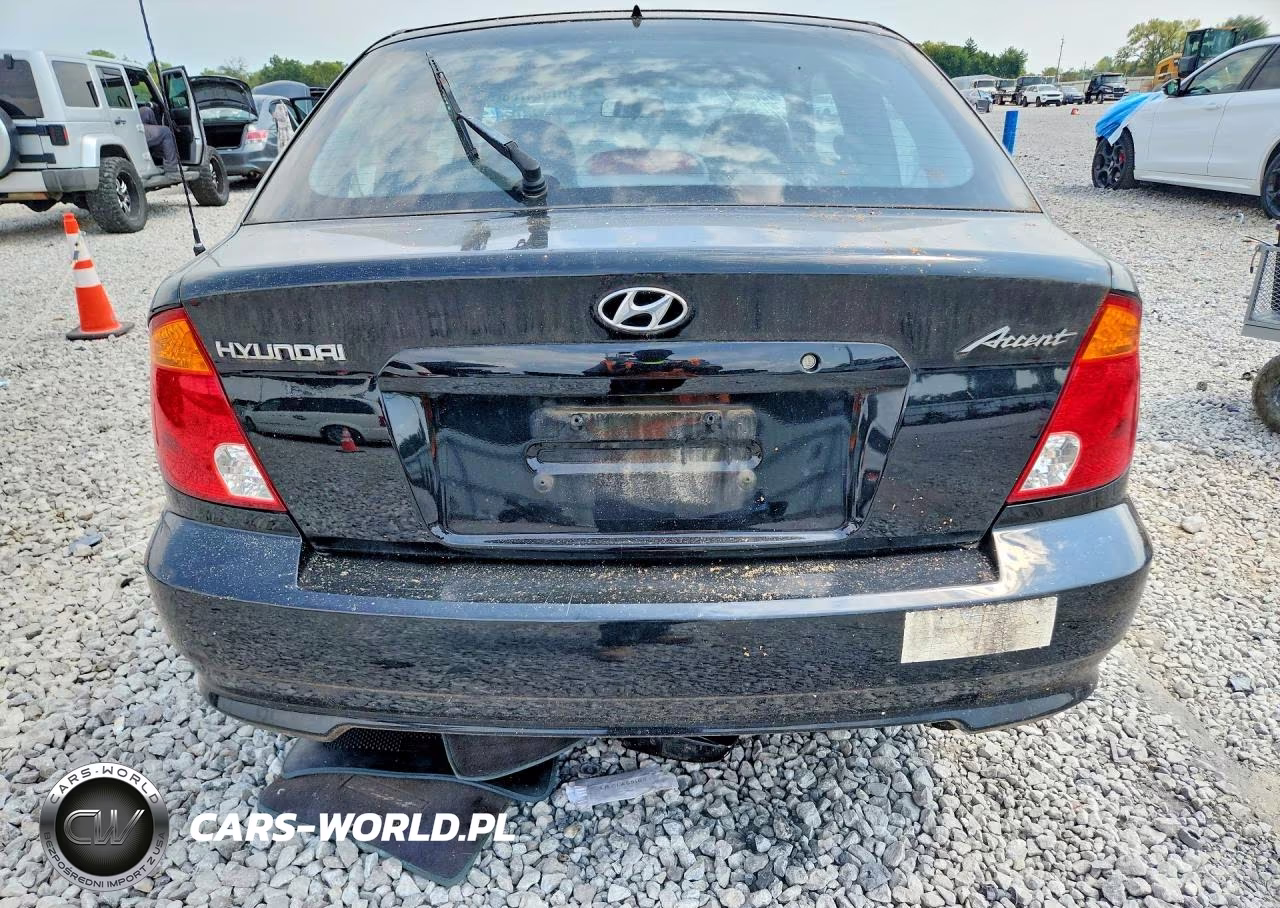 2005 Hyundai Accent Gls VIN:KMHCG35CX5U323559 - 6