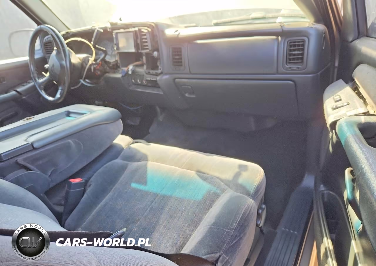2002 Chevrolet Silverado C1500 VIN:1GCEC19V12Z334411 - 8