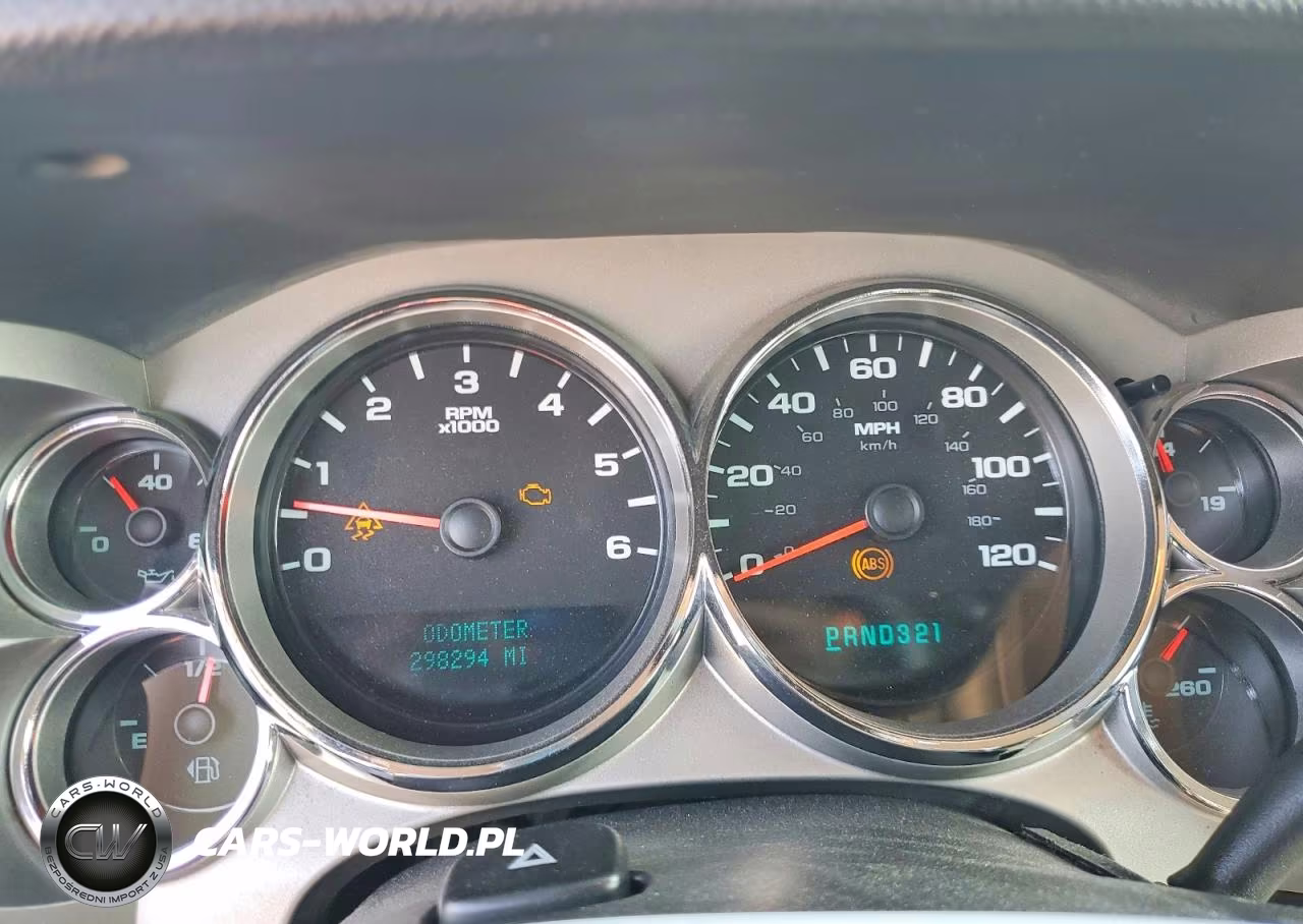 2008 Chevrolet Silverado C1500 VIN:3GCEC13J08G118984 - 9