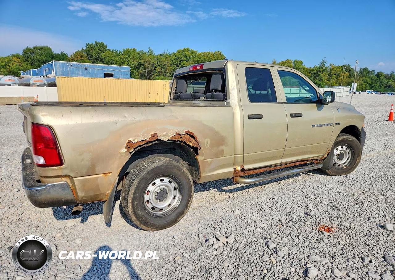 2011 Dodge Ram 1500 VIN:1D7RV1GT9BS563849 - 3