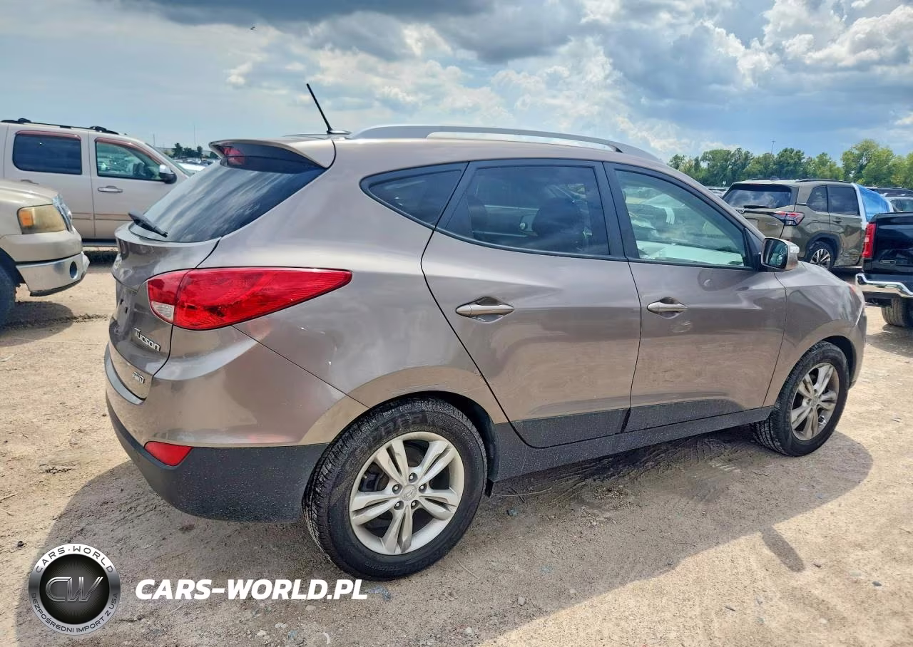 2012 Hyundai Tucson Gls VIN:KM8JUCAC0CU487342 - 3