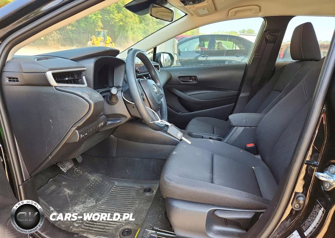 2026 Toyota Corolla Le VIN:5YFB4MDE6TP464981 - 7