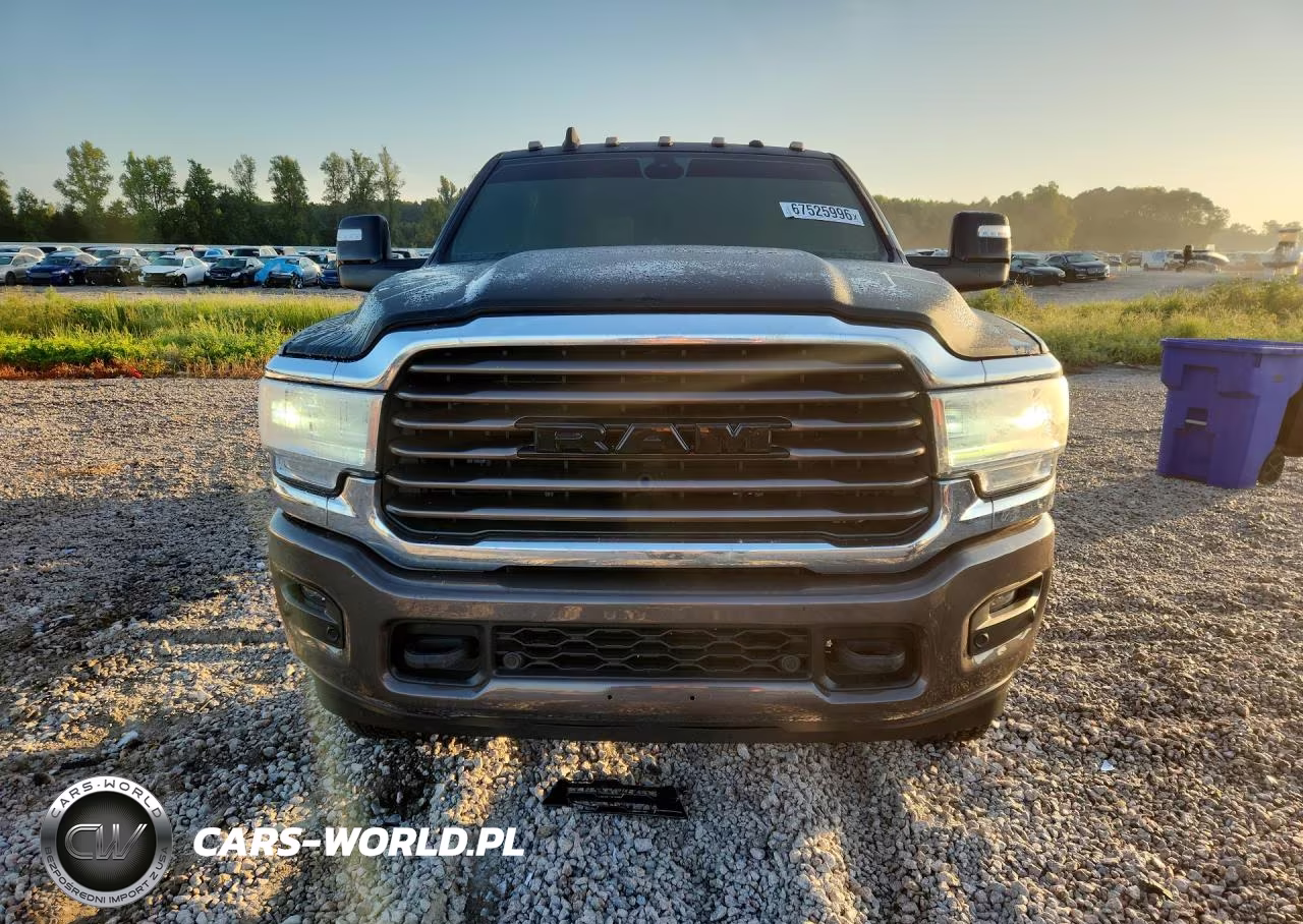 2024 Ram 3500 Longhorn VIN:3C63R3NL9RG335099 - 5