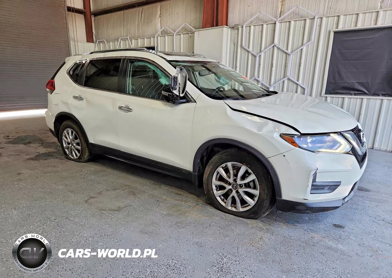 2017 Nissan Rogue Sv VIN:5N1AT2MV0HC749495 - 4