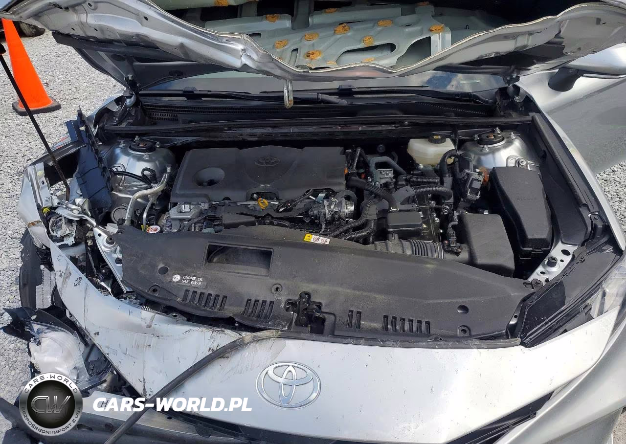 2025 Toyota Camry Le VIN:4T1DAACK9SU640877 - 11